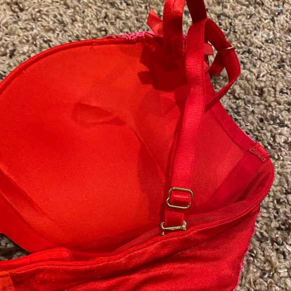 Bra - Picture 2 of 4